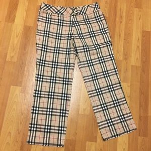 Burberry Capri Pants